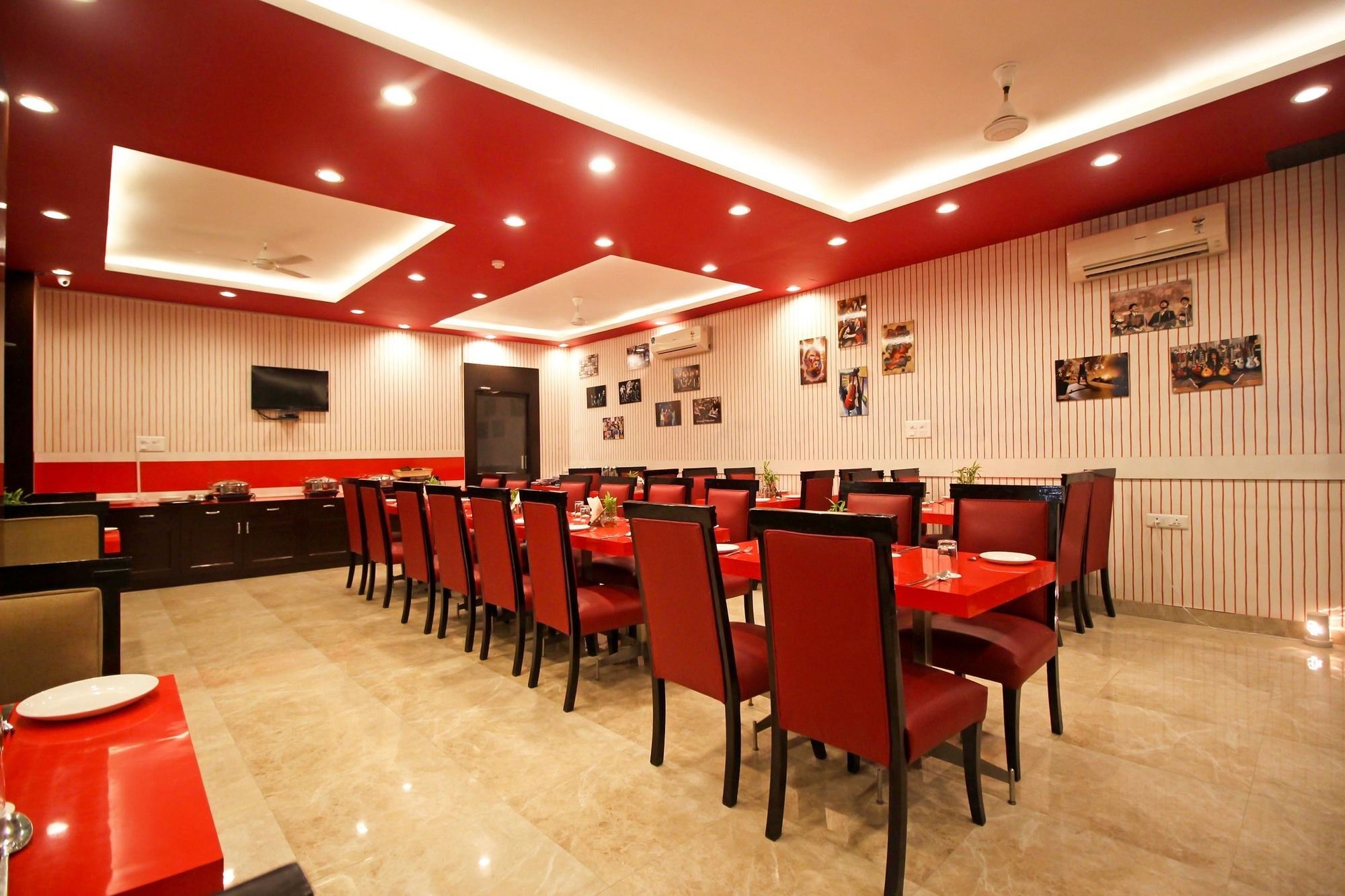Oyo 9841 The Vivir 1 Hotel Ноида Екстериор снимка